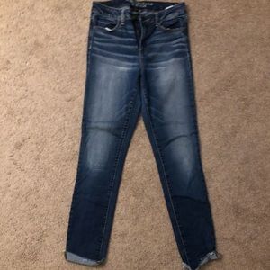 AE High Rise Jegging size 10